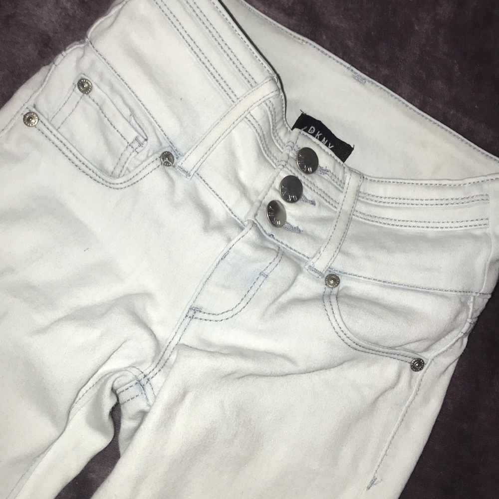 Jeans - Picture 2 of 3